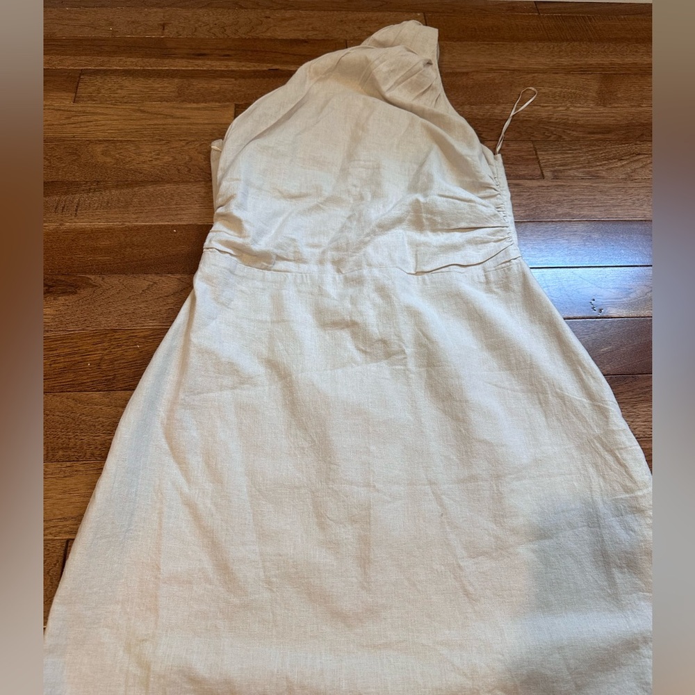 Abercrombie & Fitch Cream One-Shoulder Dress